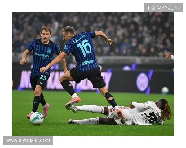 国际米兰2-0客胜克雷莫内塞,劳塔罗破门领跑意甲